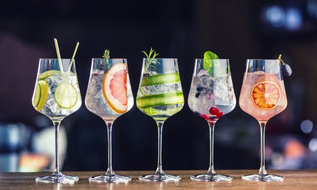 Mixology Classes: Bringing Couples Together