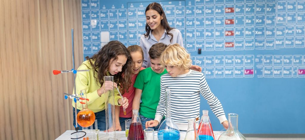 Students in STEM Camp - pursueit