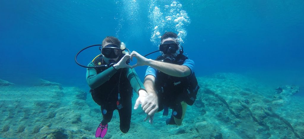 scuba diving in dubai - pursueit